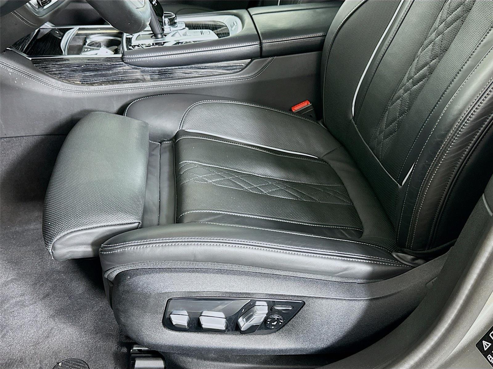 2022 Bmw 750Li photo 19