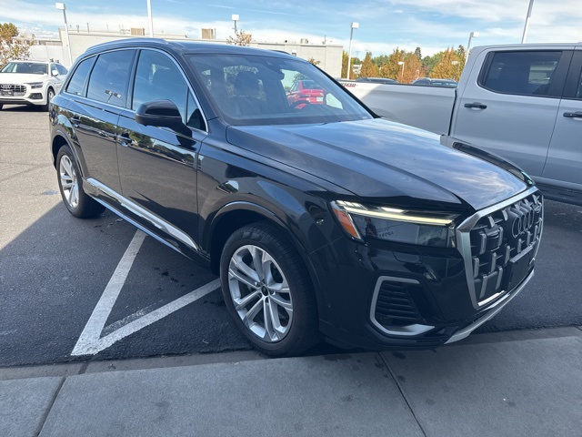 2025 Audi Q7 55 Premium photo 3