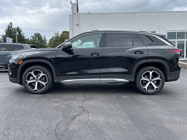 2025 Volkswagen Tiguan SE photo 2