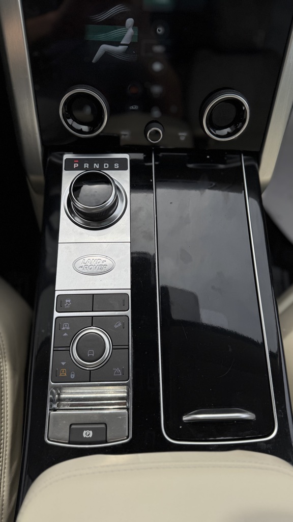 2019 Land Rover Range Rover SuperCharged photo 13