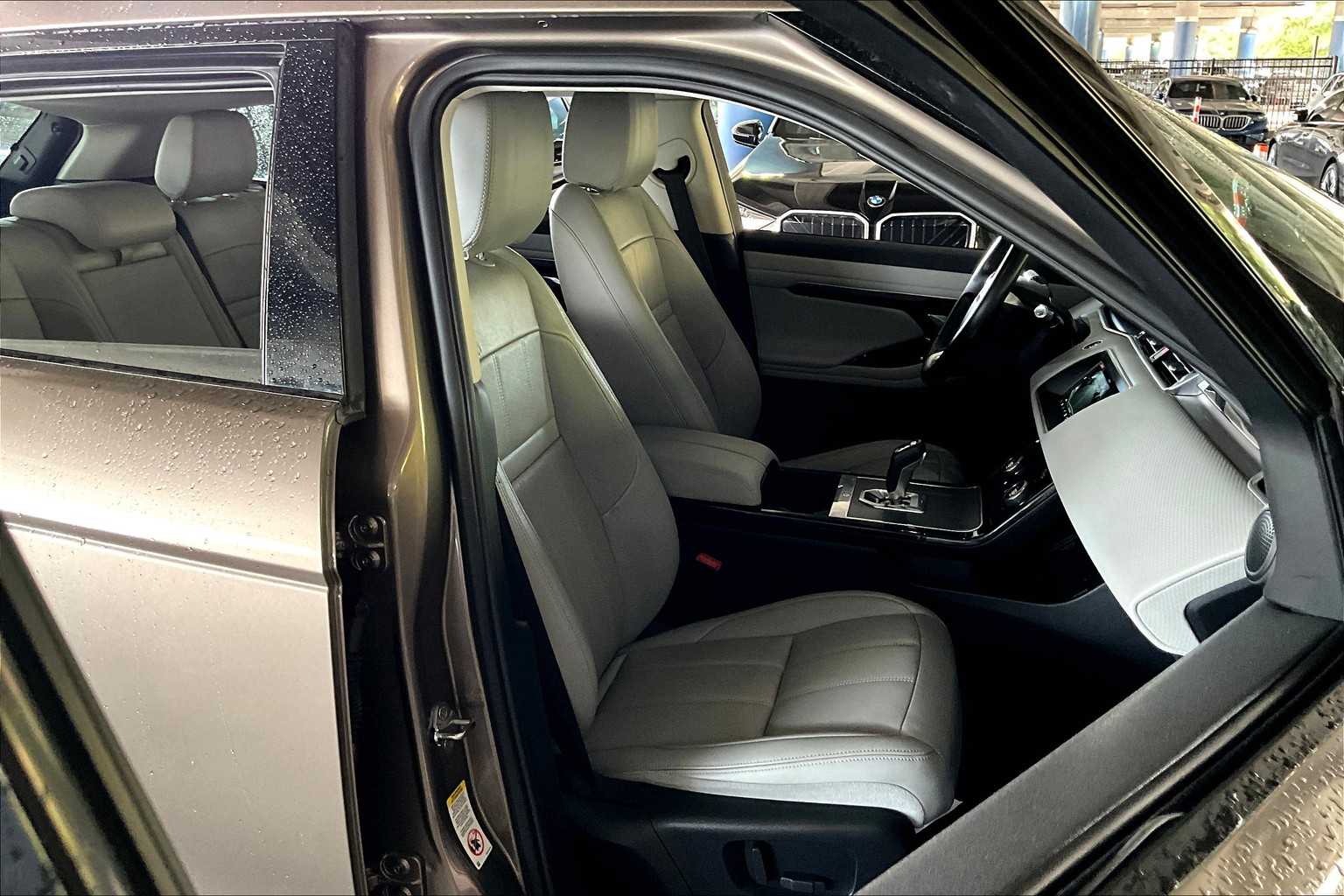 2020 Land Rover Range Rover Evoque S photo 8