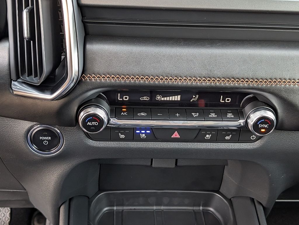 2025 Mazda CX-50 Premium Plus photo 25