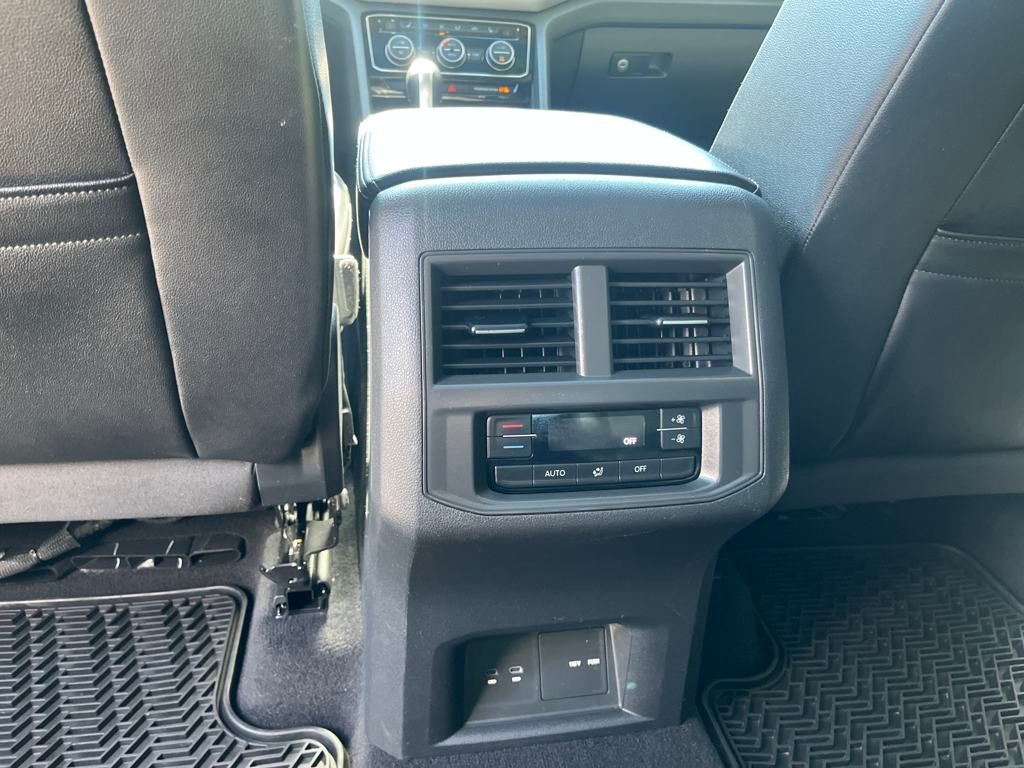 2022 Volkswagen Atlas V6 SE Technology photo 17