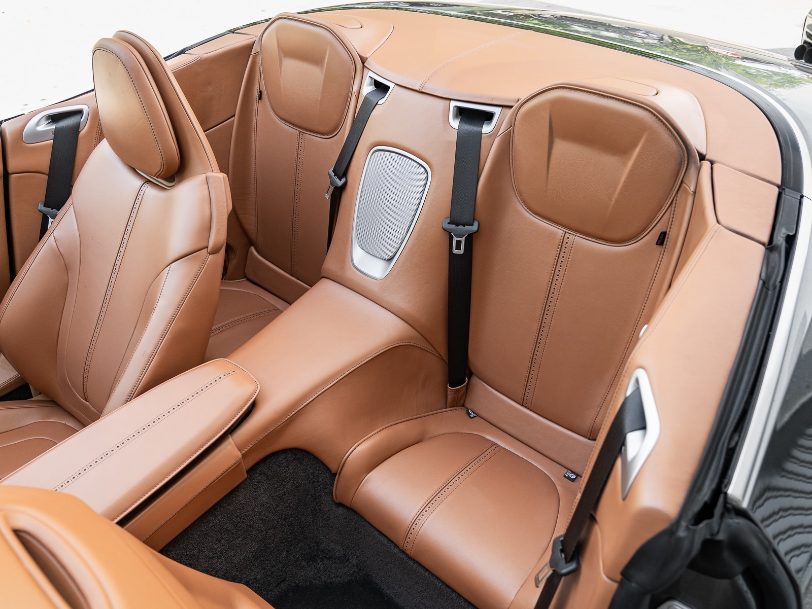 2019 Aston Martin DB11 AM5 photo 17