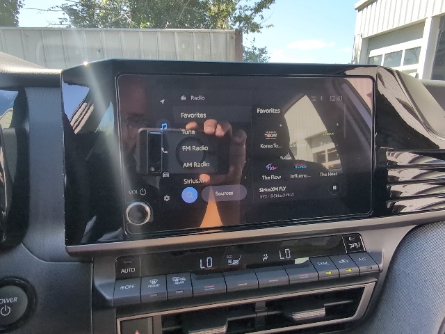 2025 Toyota Camry LE photo 21