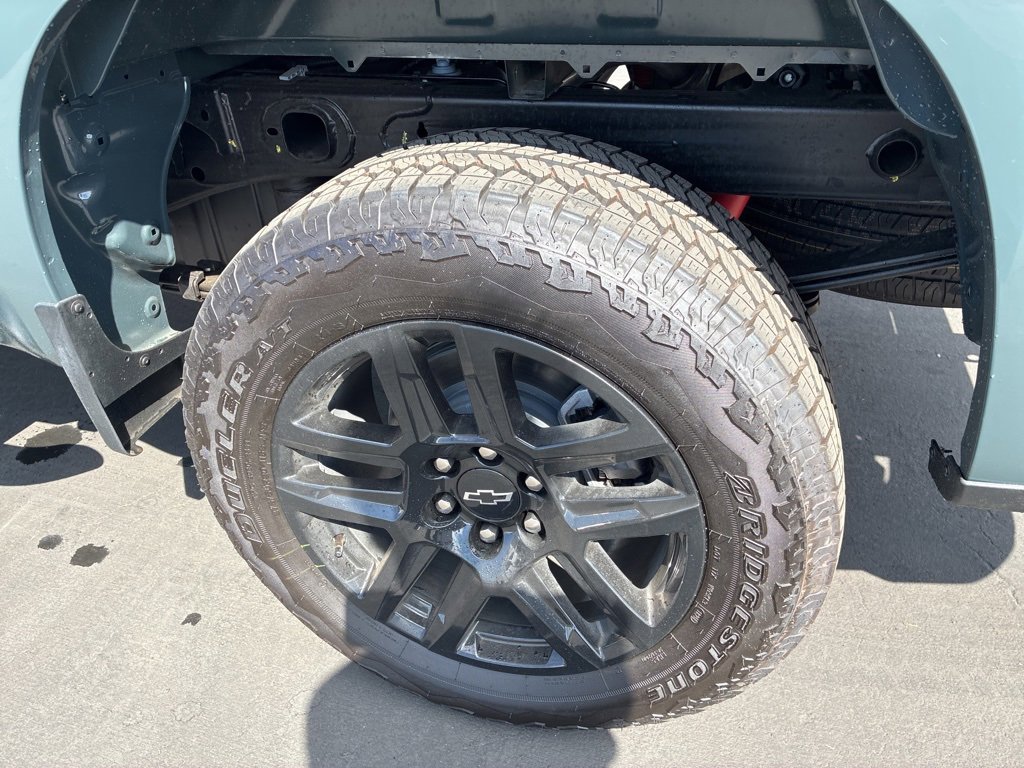 2025 Chevrolet Silverado 1500 Custom Trail Boss photo 9
