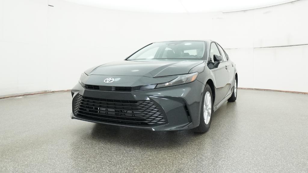 2026 Toyota Camry LE photo 4