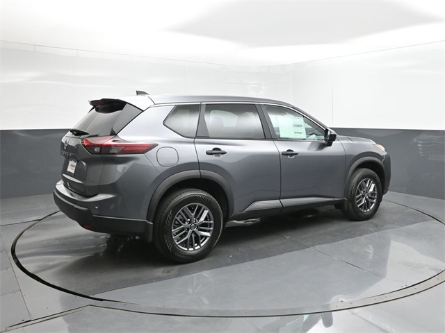2026 Nissan Rogue S photo 15