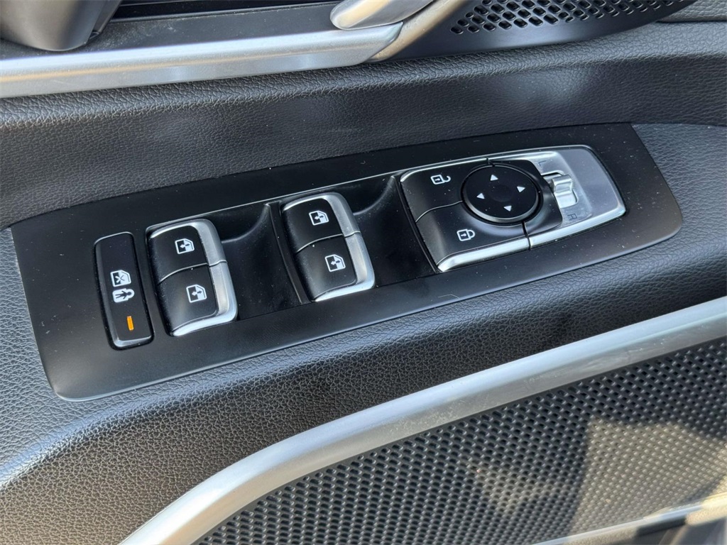 2022 Kia Telluride LX photo 25