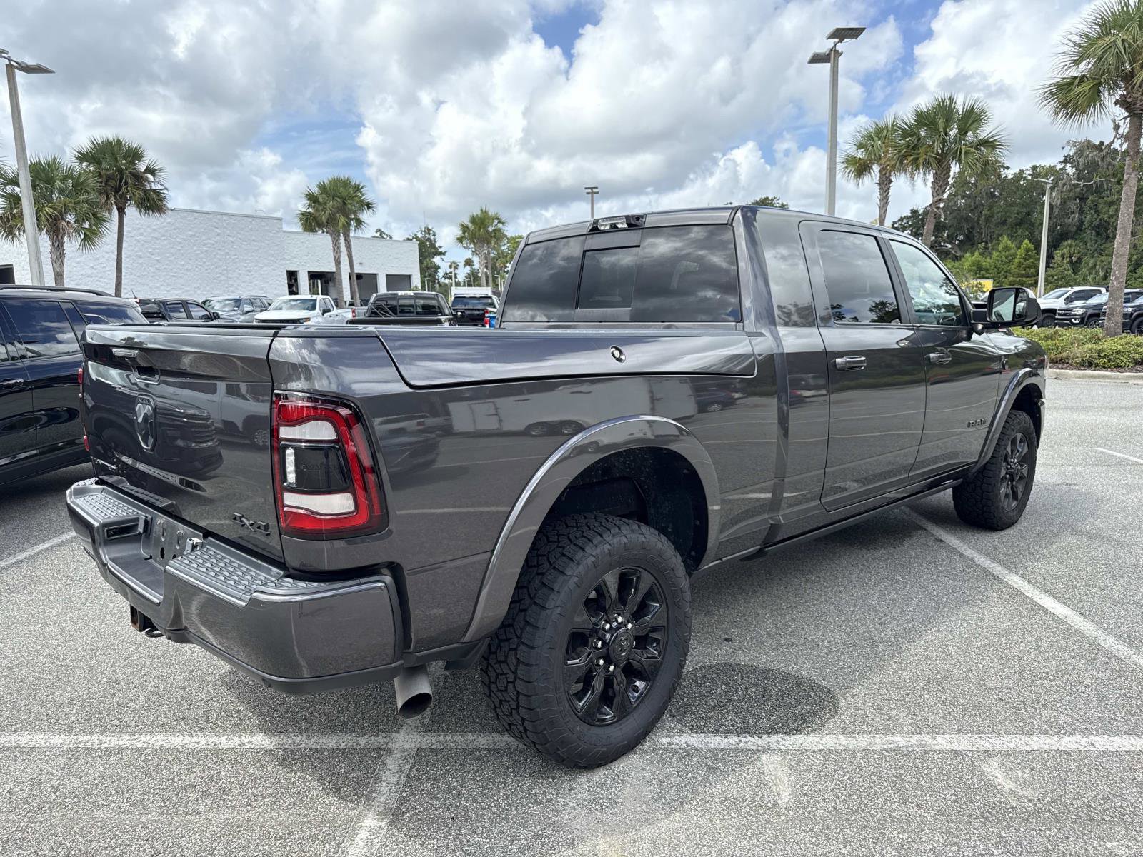 2022 Ram 2500 Limited photo 3