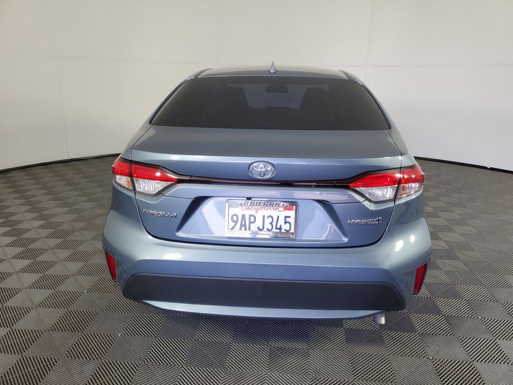 2022 Toyota Corolla Hybrid LE photo 4