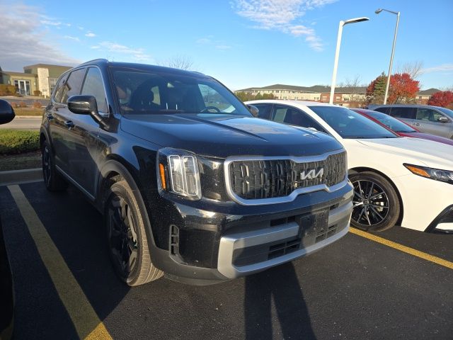 2023 Kia Telluride EX's photo