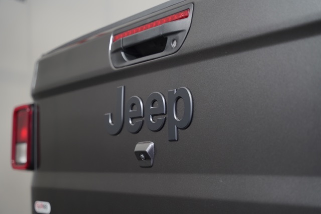 2025 Jeep Gladiator Sport photo 31