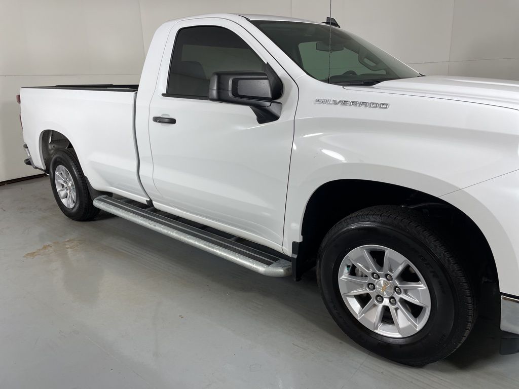 2024 Chevrolet Silverado 1500 photo 9