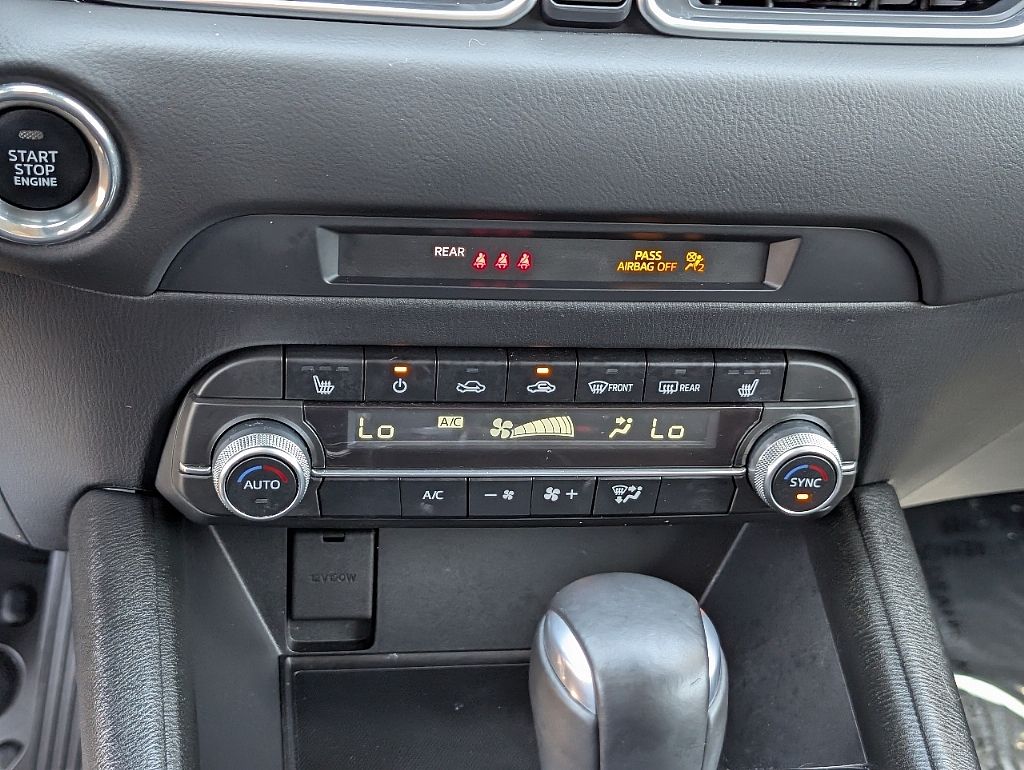 2023 Mazda CX-5 2.5 S Preferred photo 24