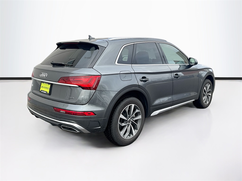 2025 Audi Q5 45 S line Premium Plus photo 3