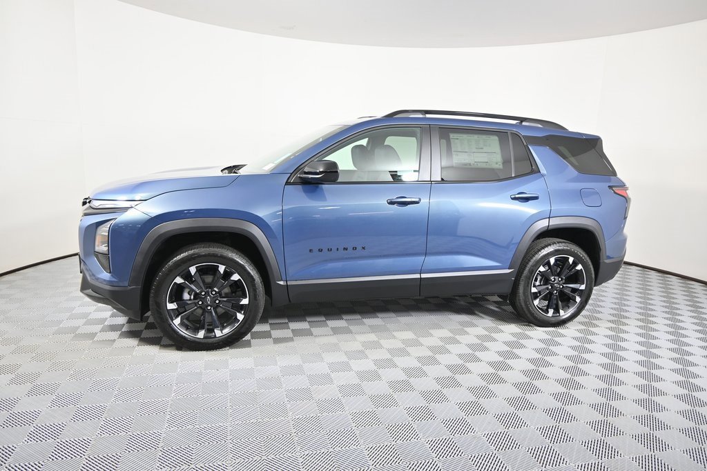 2026 Chevrolet Equinox RS photo 2
