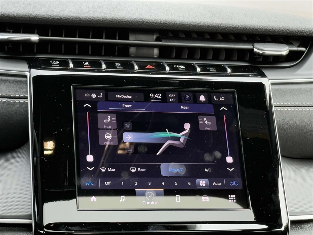 2025 Jeep Grand Cherokee Altitude X photo 4