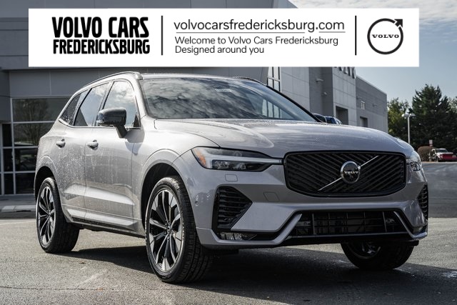 2026 Volvo XC60 Plus's photo