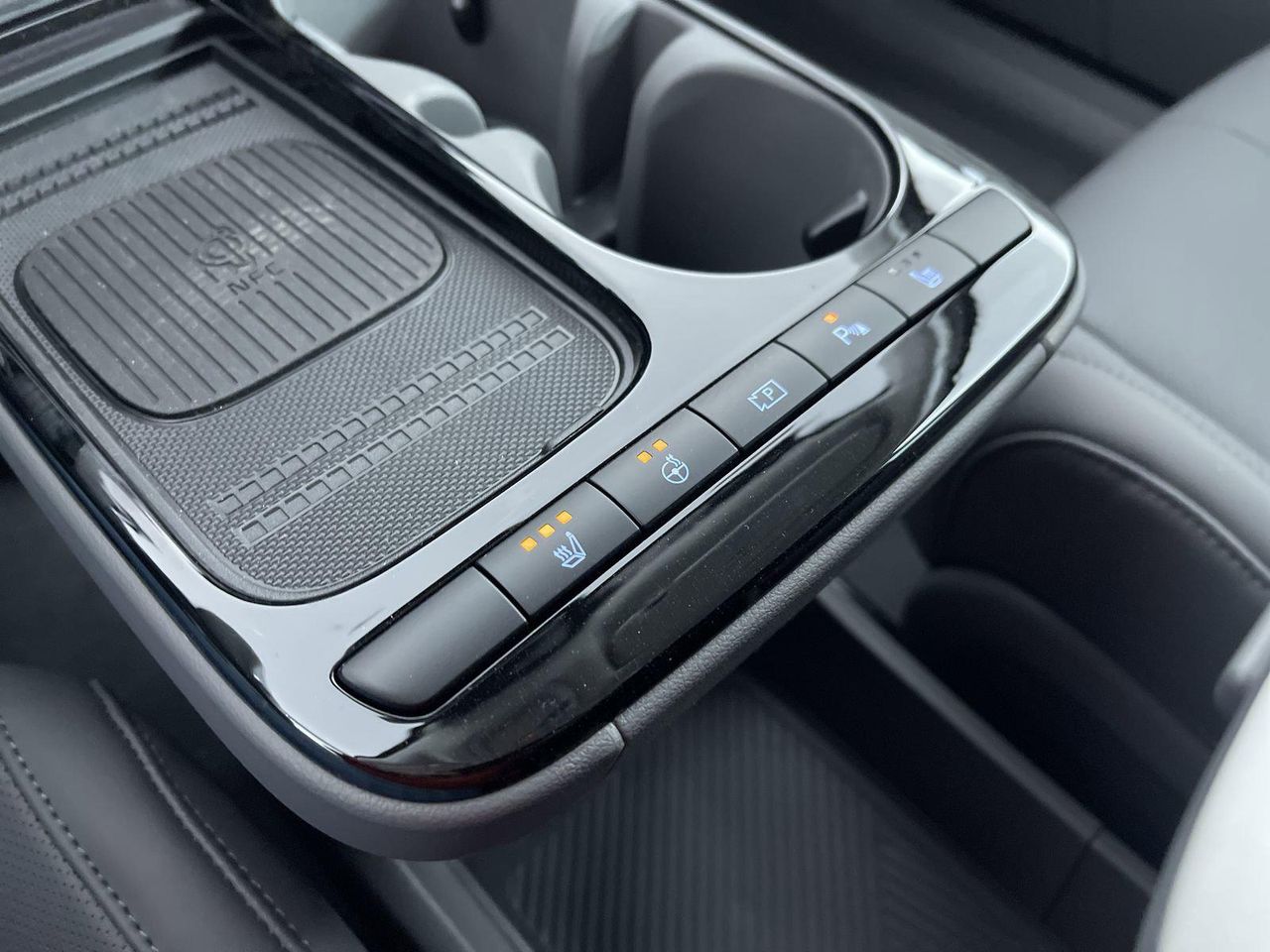 2025 Hyundai Ioniq 5 SEL photo 24