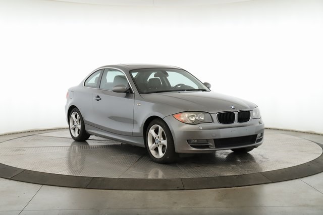 Used 2009 BMW 1 Series 128i with VIN WBAUP93549VF49371 for sale in Findlay, OH