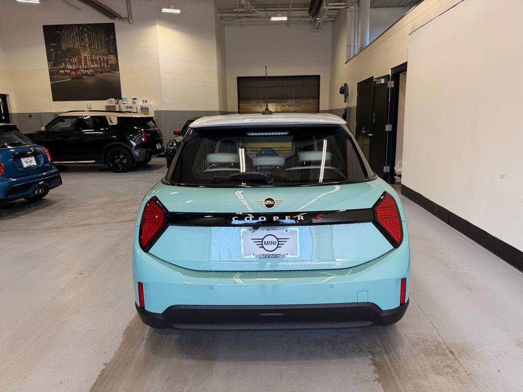 2026 Mini Cooper Hardtop S photo 3