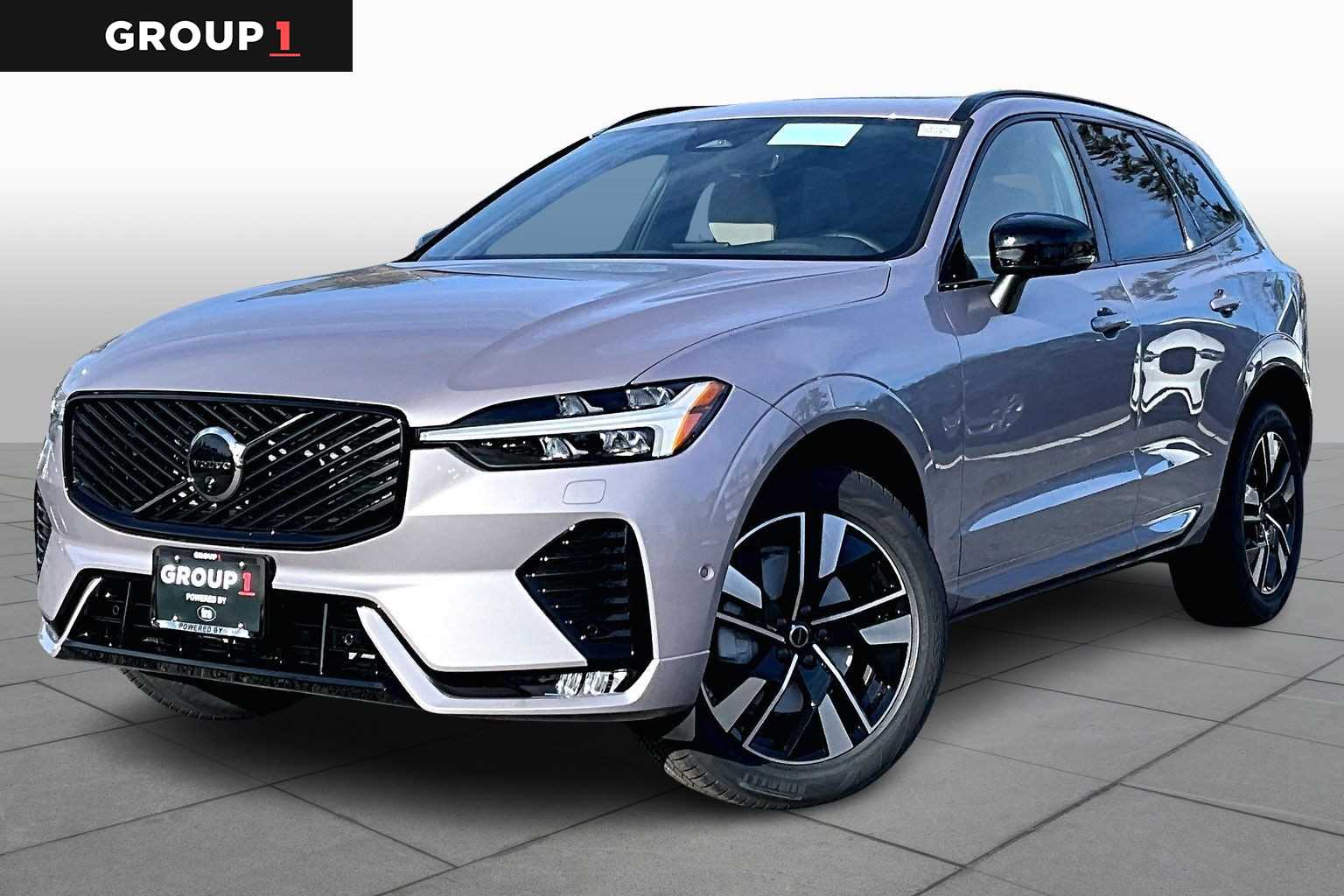 2026 Volvo XC60 Plus's photo