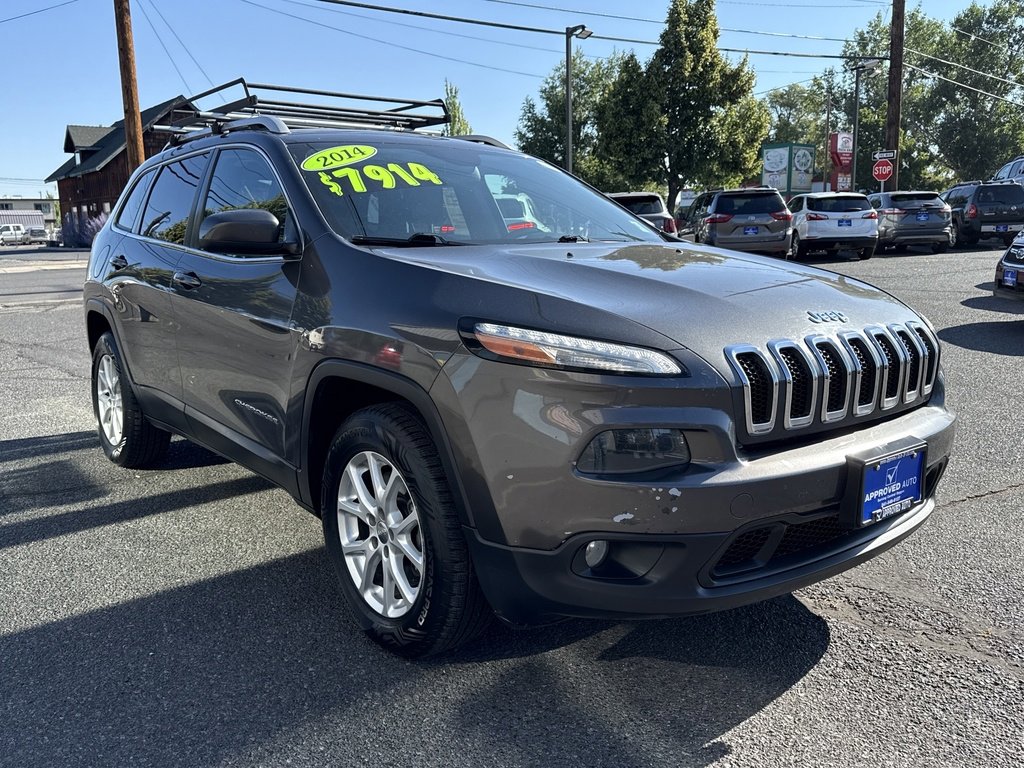 2014 Jeep Cherokee Latitude photo 3