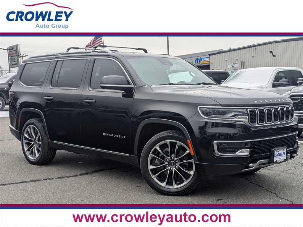 2022 Jeep Wagoneer Series III's photo