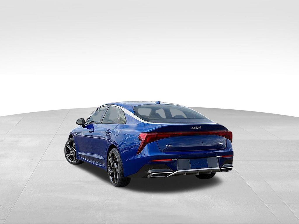 2026 Kia K5 GT-Line photo 4