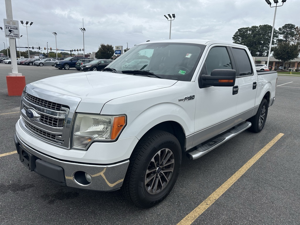 2013 Ford F-150 XLT photo 2