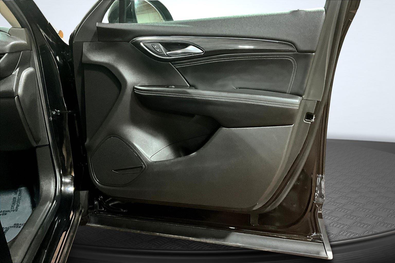 2021 Buick Envision Preferred photo 24