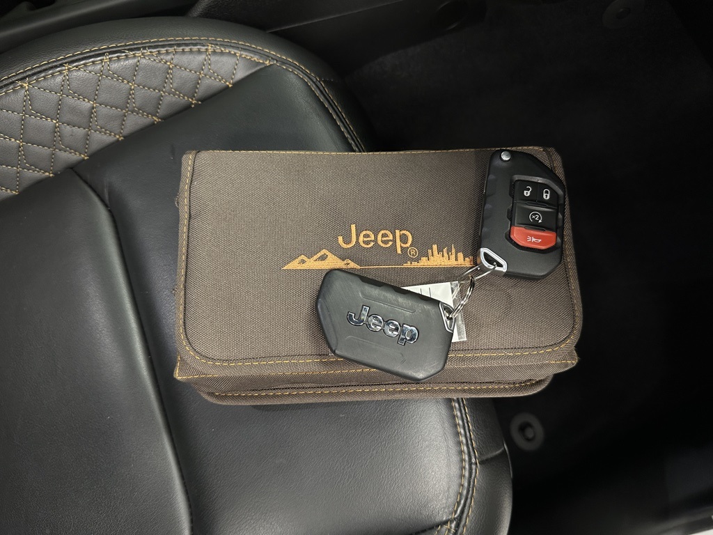 2021 Jeep Wrangler Unlimited Sahara High Altitude 4xe photo 37