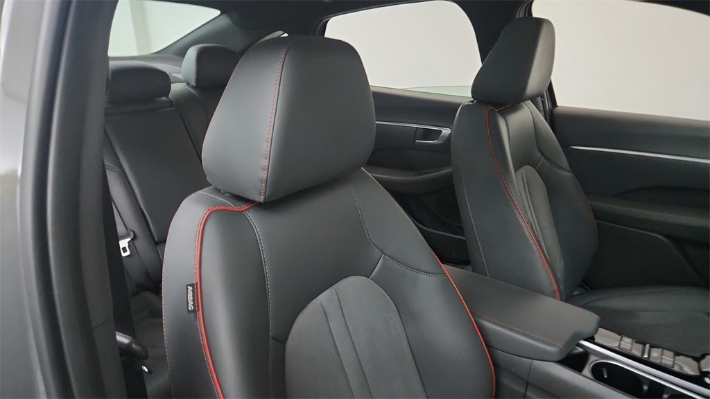 2022 Hyundai Sonata SEL Plus photo 9