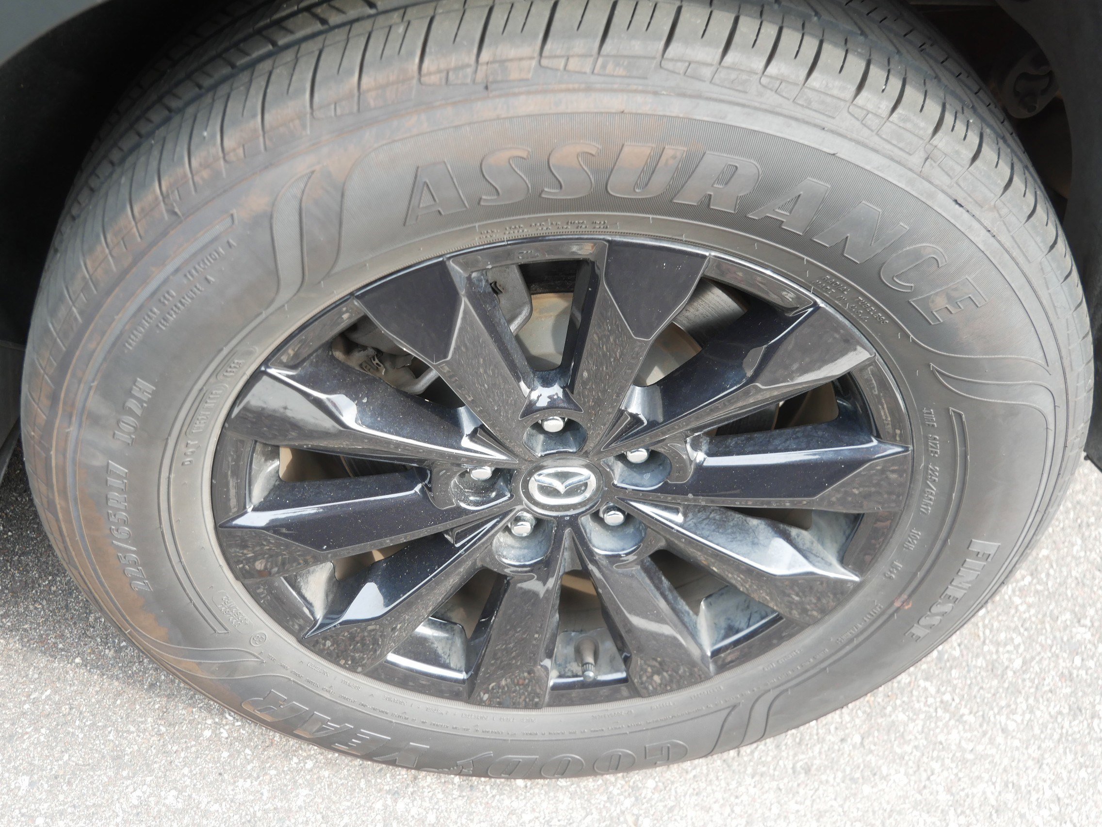 2024 Mazda CX-50 2.5 S Preferred photo 4