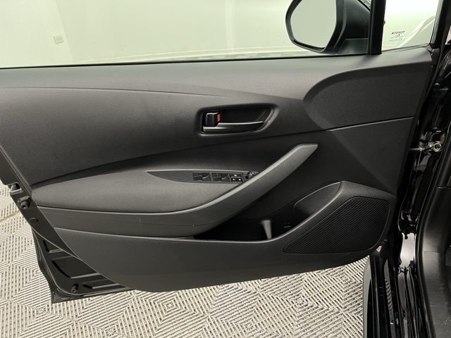 2024 Toyota Corolla LE photo 22
