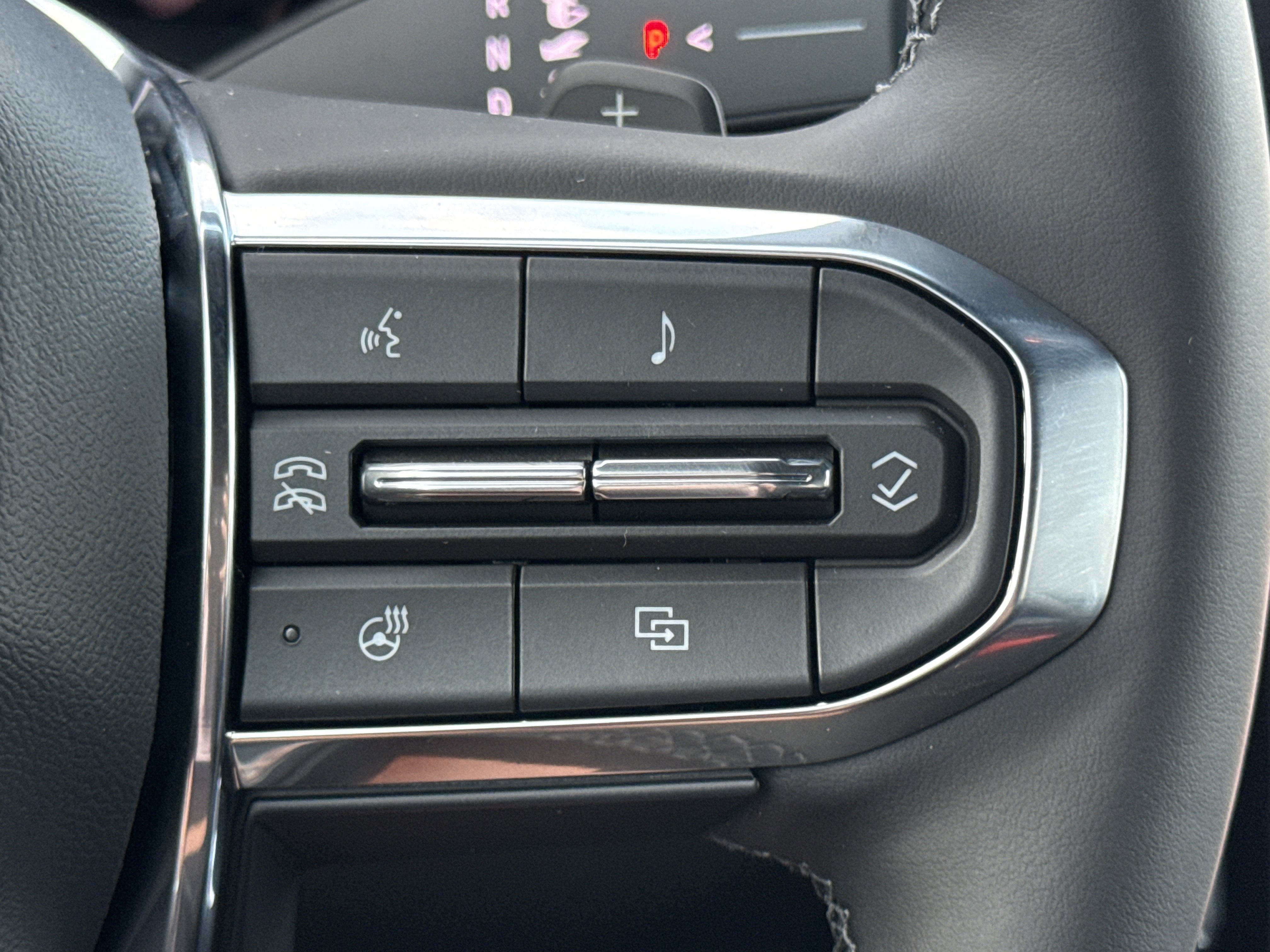 2026 Gmc Acadia Elevation photo 4
