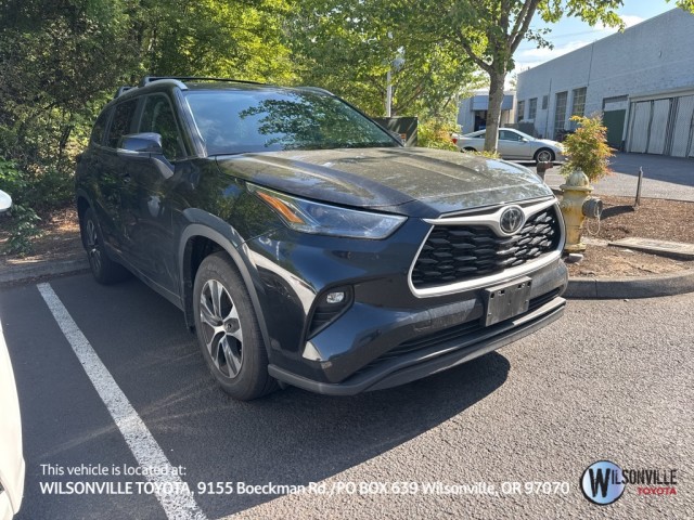2024 Toyota Highlander XLE