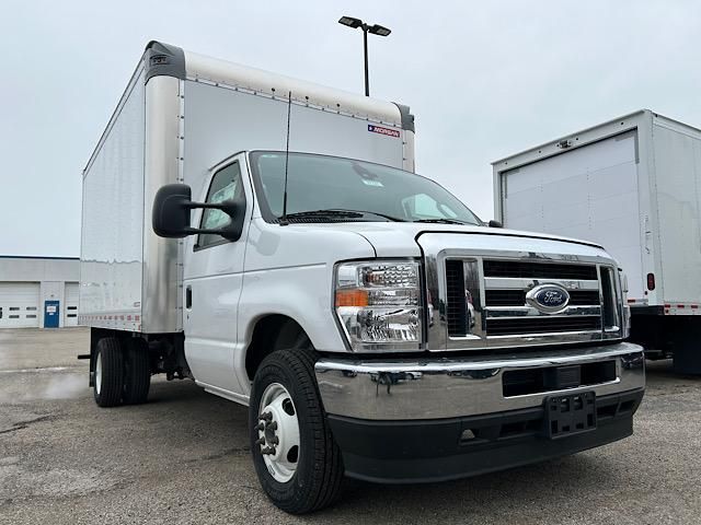 2024 Ford E-350 photo 3