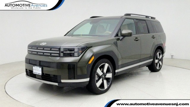2025 Hyundai Santa Fe Limited's photo