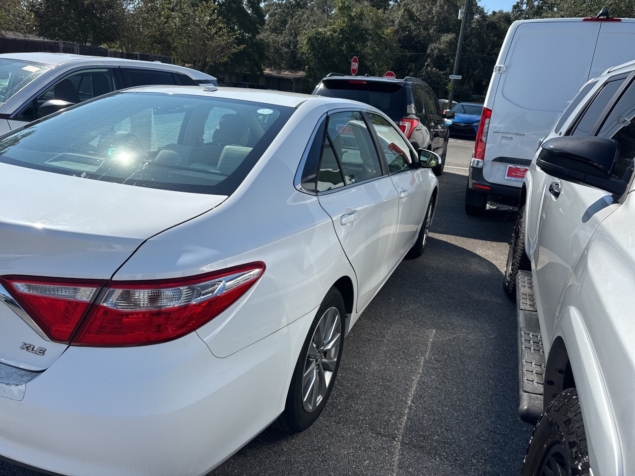 2015 Toyota Camry photo 8