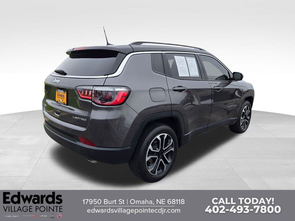 2022 Jeep Compass Limited photo 2
