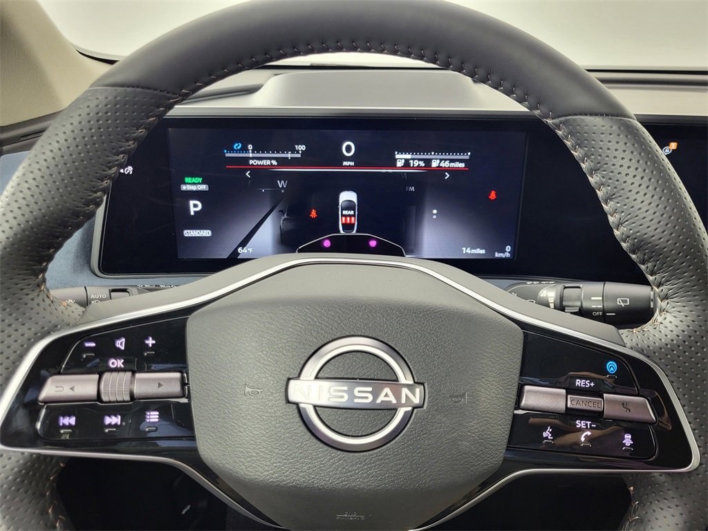 2025 Nissan ARIYA Platinum e-4ORCE photo 10