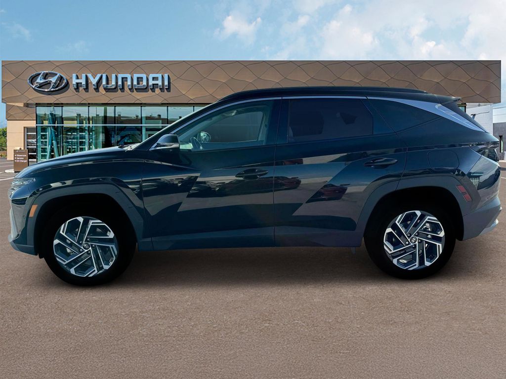 2025 Hyundai Tucson Limited photo 3