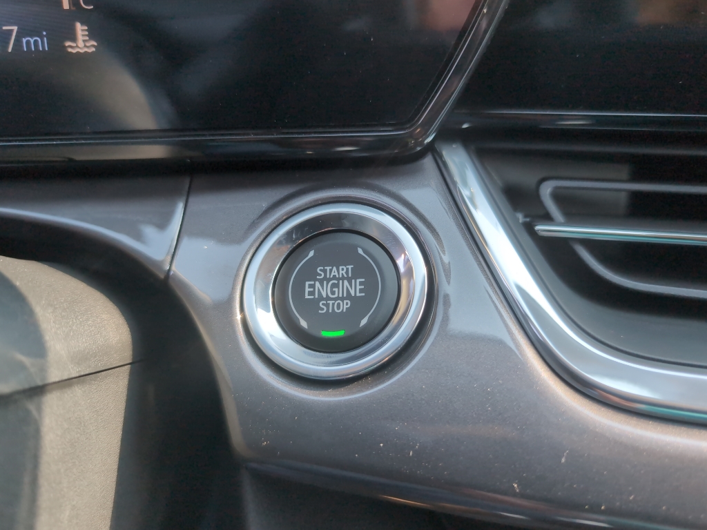 2025 Chevrolet Trax ACTIV photo 16