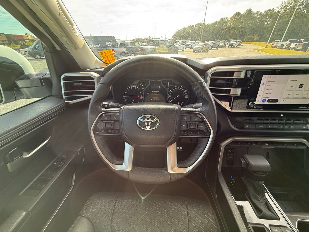 2022 Toyota Tundra TRD photo 14