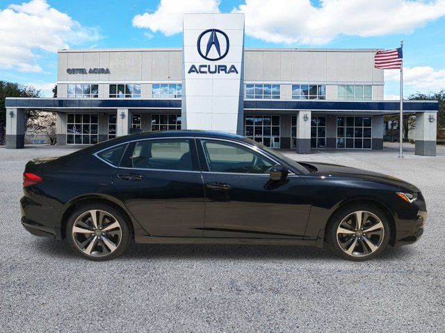 2025 Acura TLX Technology photo 4
