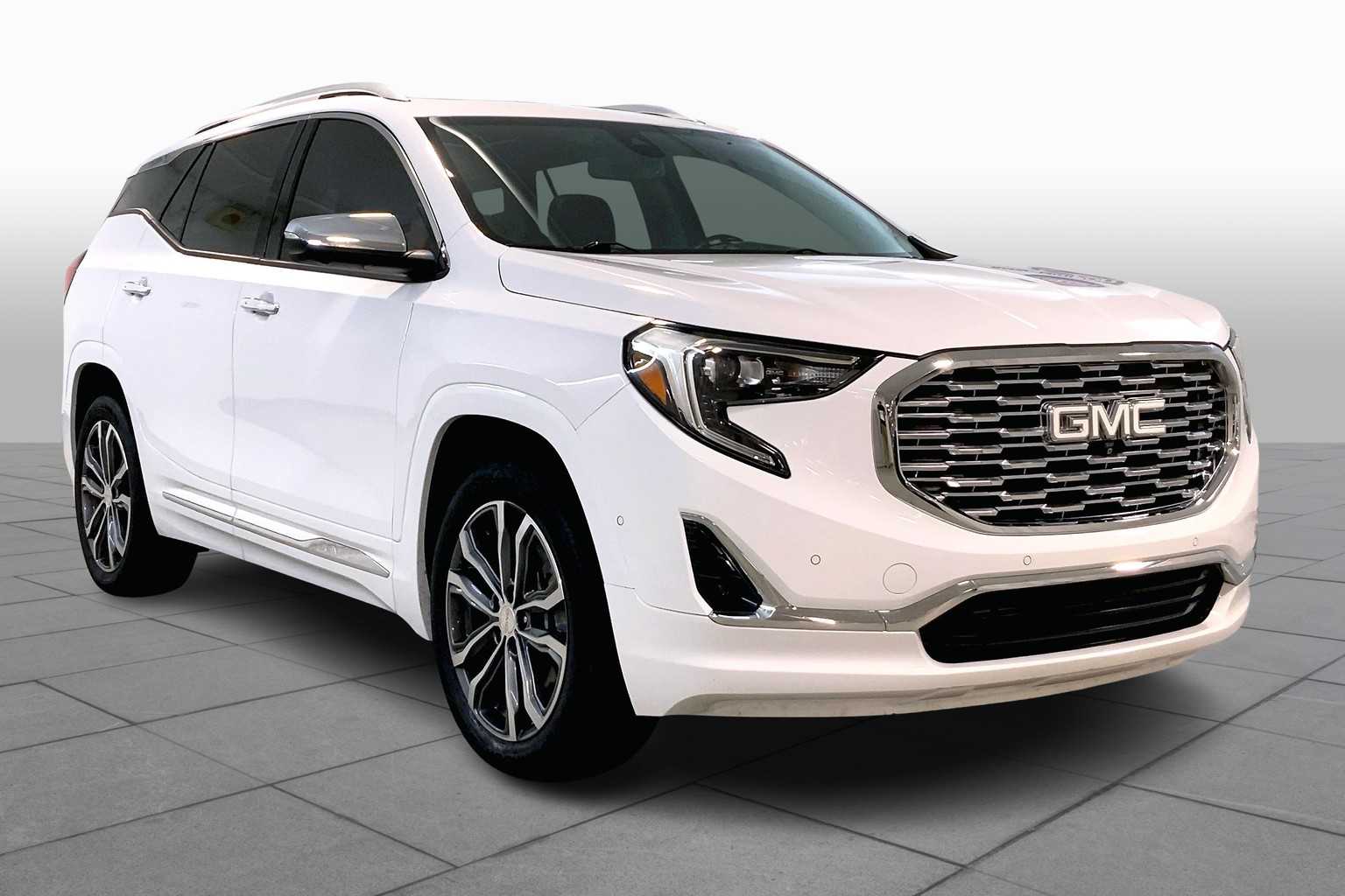 Used 2020 GMC Terrain Denali with VIN 3GKALXEX0LL126140 for sale in Kansas City