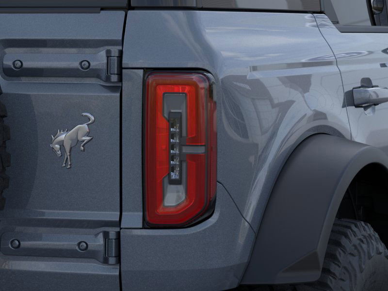 2025 Ford Bronco Outer Banks photo 20