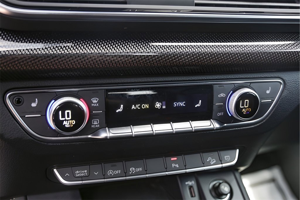 2023 Audi SQ5 Premium Plus photo 19